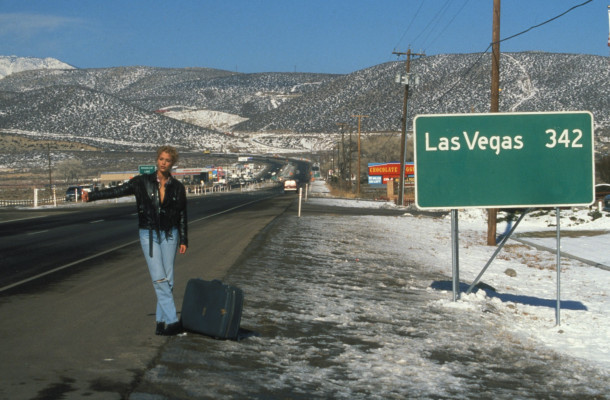 Elizabeth Berkley pic #1130185