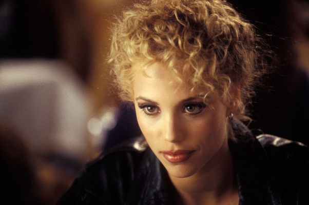 Elizabeth Berkley pic #1133576