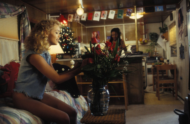 Elizabeth Berkley pic #1133557