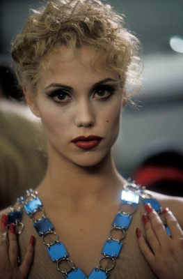 Elizabeth Berkley pic #1130503