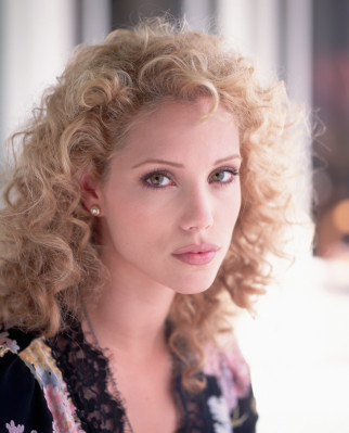 Elizabeth Berkley pic #1129218