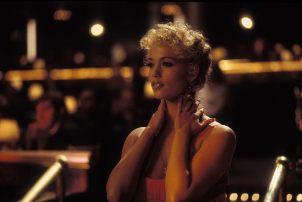 Elizabeth Berkley pic #1130182
