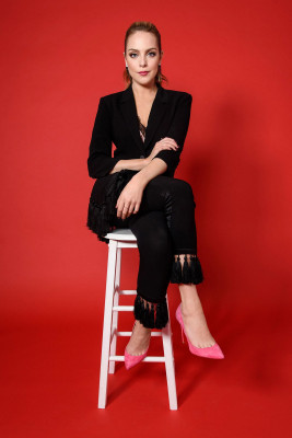 Elizabeth Gillies pic #1275044