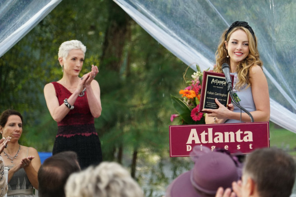 Elizabeth Gillies pic #1214451