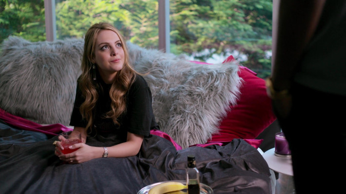 Elizabeth Gillies pic #1237903