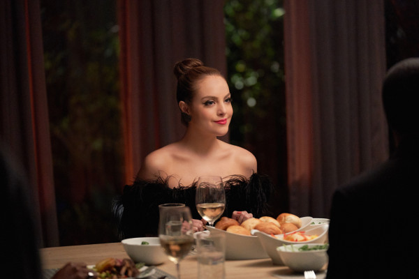 Elizabeth Gillies pic #1243344