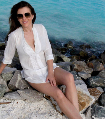 photo 16 in Elizabeth Hurley gallery [id1218137] 2020-06-15 00:00:00