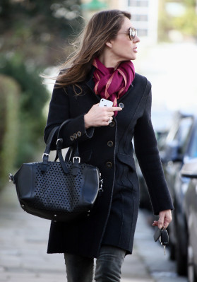 photo 17 in Elizabeth Hurley gallery [id689658] 2014-04-13 00:00:00