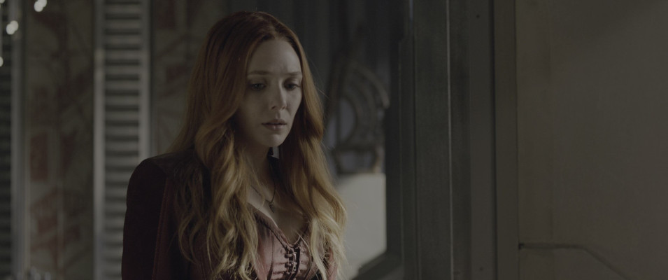 Elizabeth Olsen pic #1183761