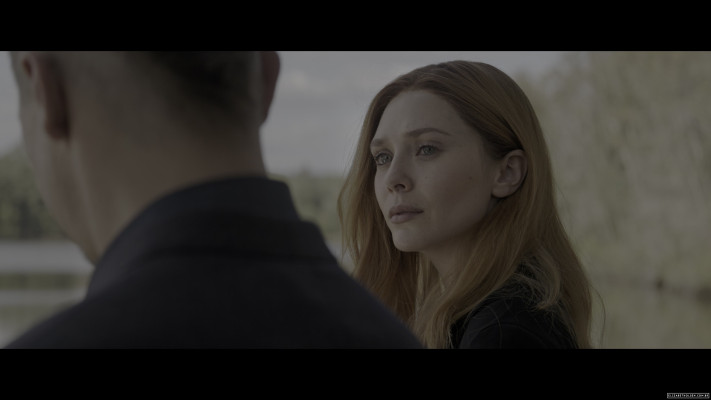 Elizabeth Olsen pic #1182680
