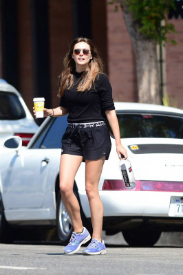 Elizabeth Olsen pic #1174475
