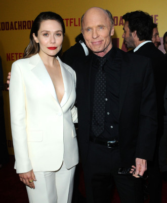 Elizabeth Olsen pic #1030593