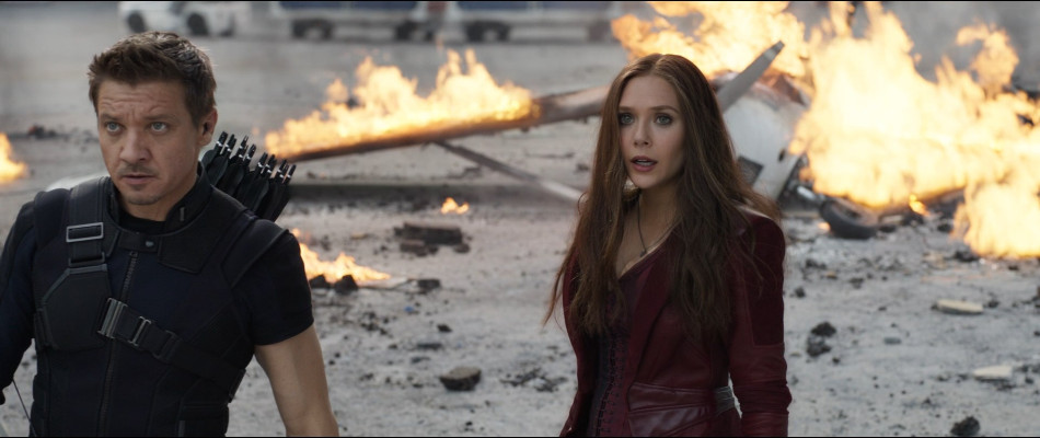 Elizabeth Olsen pic #875255