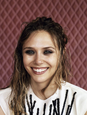 Elizabeth Olsen pic #704714
