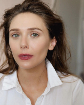 Elizabeth Olsen pic #1075320
