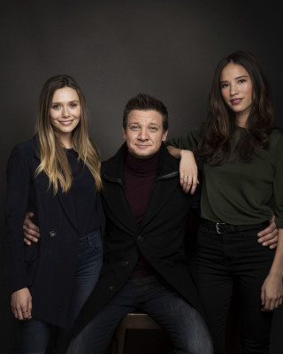 Elizabeth Olsen pic #905120