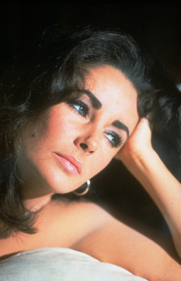 Elizabeth Taylor pic #411254