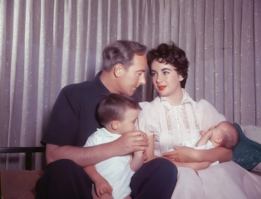 Elizabeth Taylor pic #264299