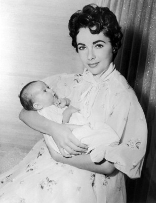 Elizabeth Taylor pic #264365