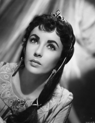 photo 27 in Elizabeth Taylor gallery [id242069] 2010-03-16 00:00:00