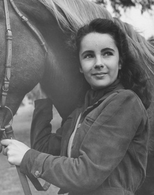 Elizabeth Taylor pic #424333