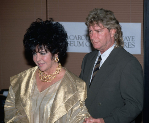 Elizabeth Taylor pic #260528