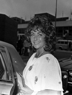 Elizabeth Taylor pic #244989