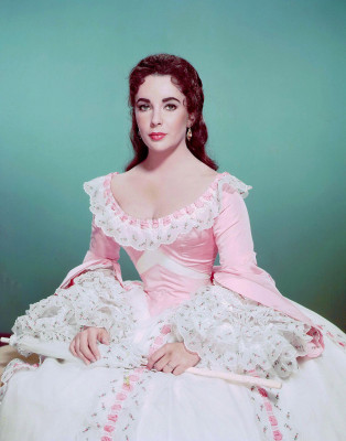 Elizabeth Taylor pic #137416
