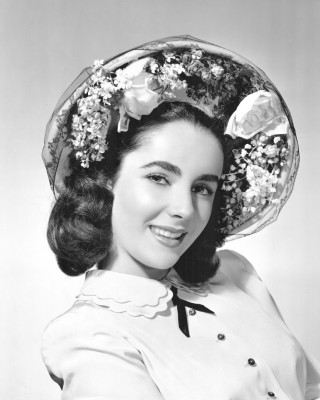 photo 24 in Elizabeth Taylor gallery [id426784] 2011-12-06 00:00:00