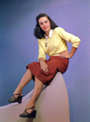 Elizabeth Taylor pic #377563