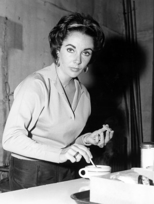 Elizabeth Taylor pic #413036
