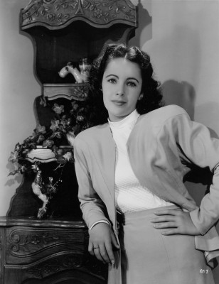 Elizabeth Taylor pic #422530