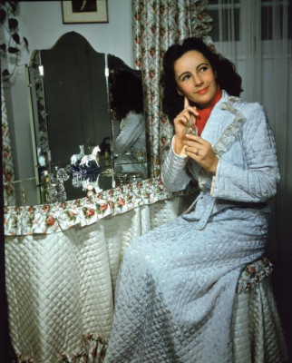 photo 10 in Elizabeth Taylor gallery [id362571] 2011-03-29 00:00:00