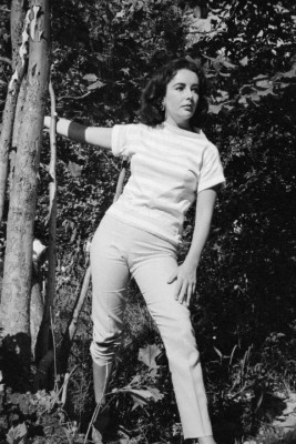 photo 12 in Elizabeth Taylor gallery [id362679] 2011-03-29 00:00:00