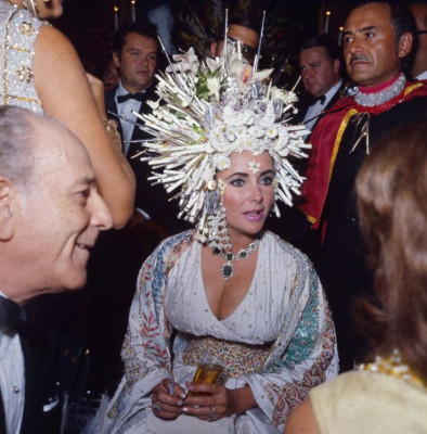 Elizabeth Taylor pic #362497
