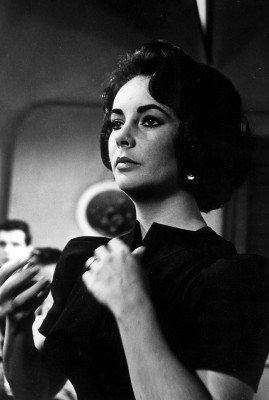 photo 25 in Elizabeth Taylor gallery [id428193] 2011-12-09 00:00:00