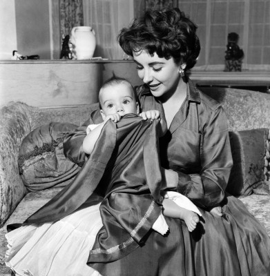 Elizabeth Taylor pic #374004