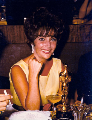 Elizabeth Taylor pic #362469