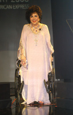 Elizabeth Taylor pic #362504