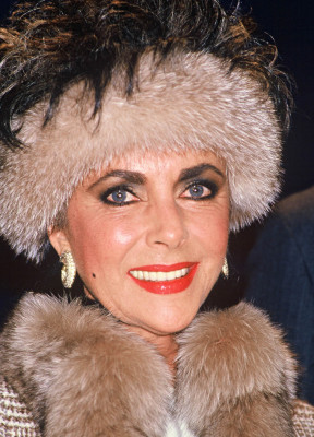 Elizabeth Taylor pic #362394
