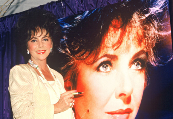 Elizabeth Taylor pic #362493