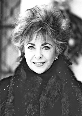 Elizabeth Taylor pic #362527