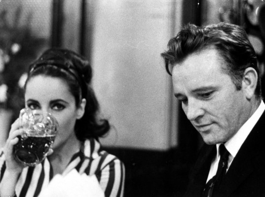 photo 23 in Elizabeth Taylor gallery [id473799] 2012-04-10 00:00:00