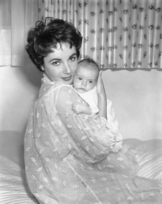 Elizabeth Taylor pic #366907