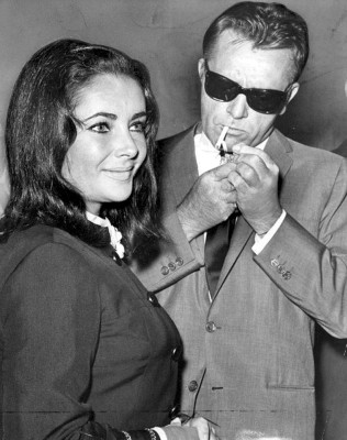 photo 4 in Elizabeth Taylor gallery [id366857] 2011-04-08 00:00:00