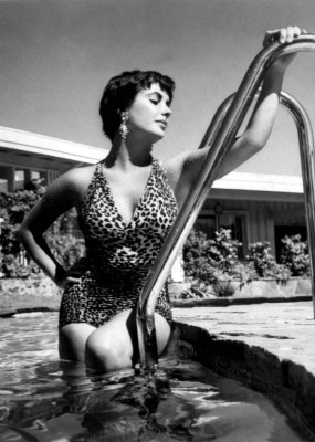 photo 27 in Elizabeth Taylor gallery [id382720] 2011-05-31 00:00:00