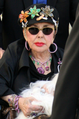 Elizabeth Taylor pic #244003