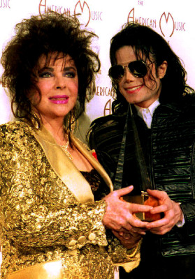Elizabeth Taylor pic #244009