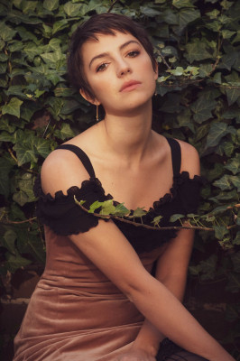 Ella Hunt pic #1249596