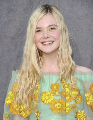 photo 14 in Elle Fanning gallery [id437622] 2012-01-24 00:00:00